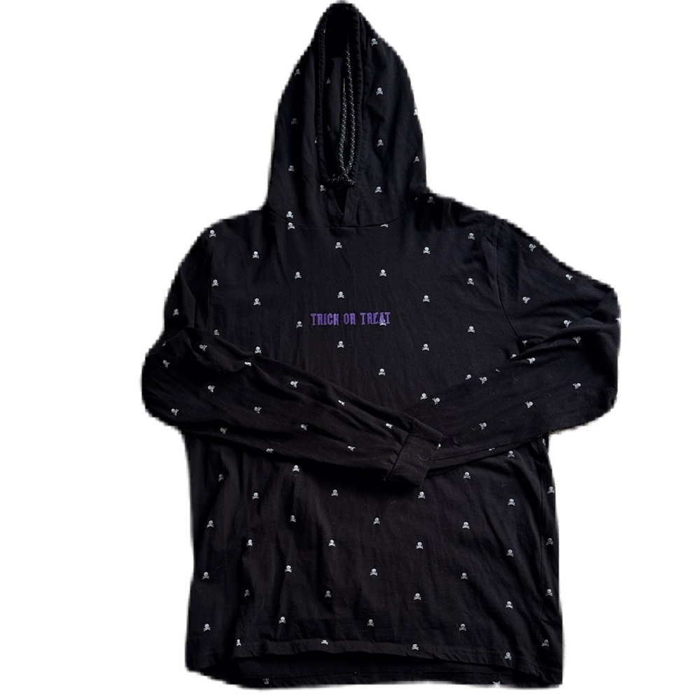 Denim & Flower Black Hooded Tee with skull print